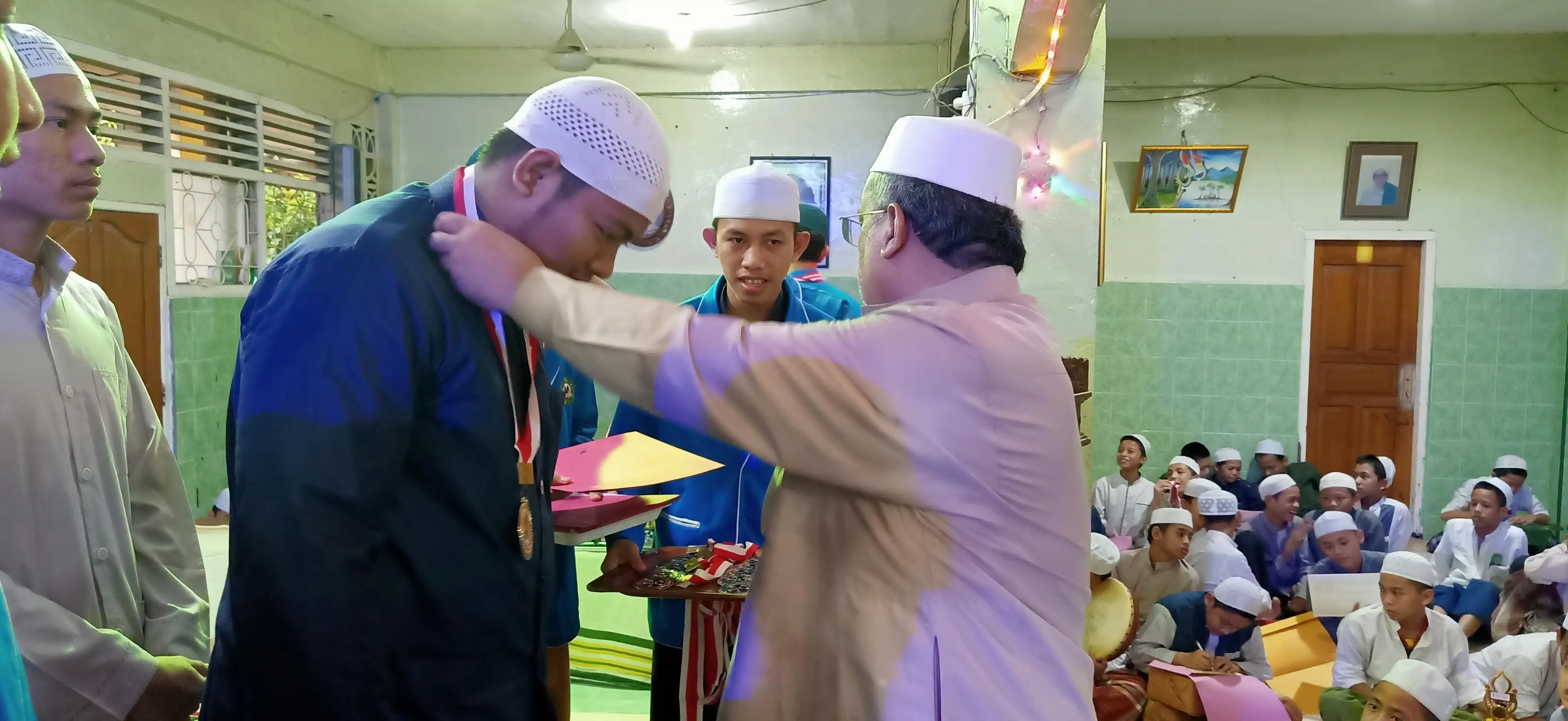 Pembagian Hadiah 155